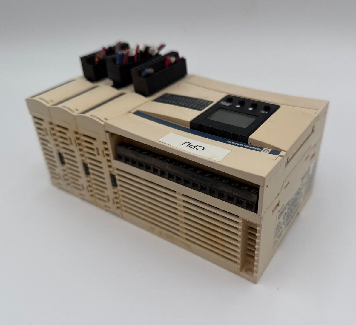 Schneider Electric TWDLCAA24DRF Used