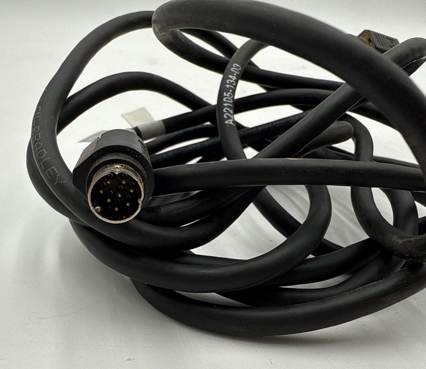 Allen-Bradley 20-HIM-B1 PowerFlex Door Mount Bezel SER A Cable A22105-134-03 Used