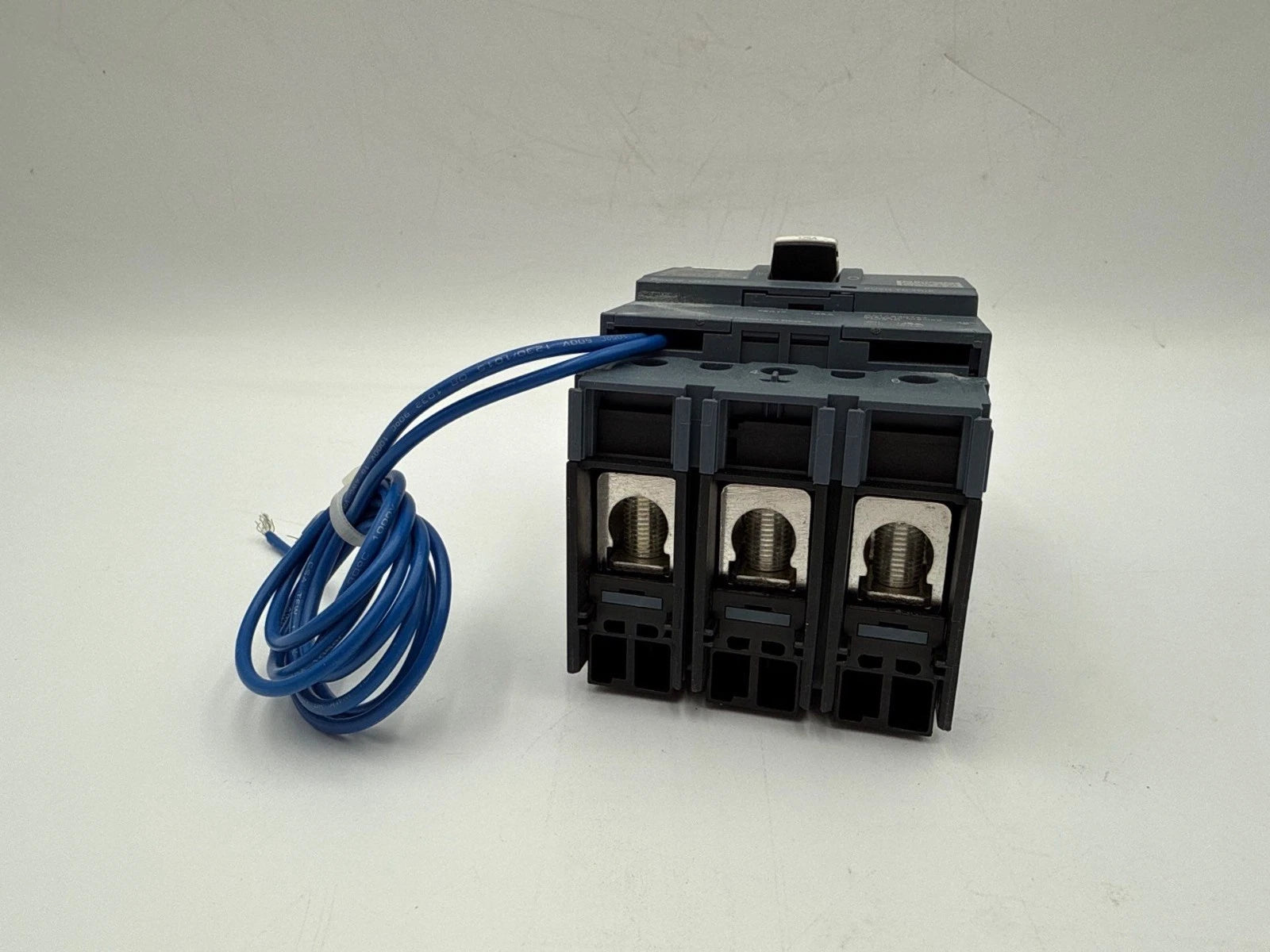 Siemens 3VA4112-6ED34-0AA0 Circuit Breaker 125A 3P 600V Shunt Trip 3VA9978-0BL32 New