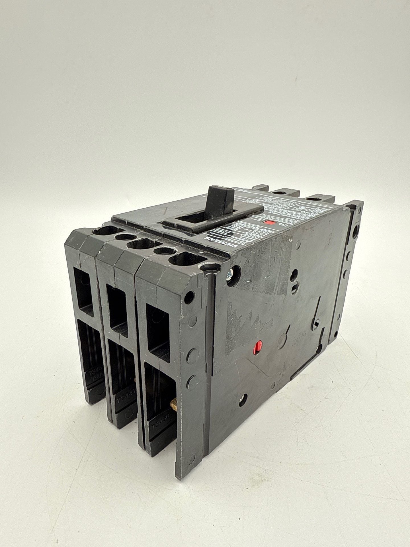 Siemens HED43B030 Circuit Breaker 30A 3P 480V 3PH 30 Amp 3 Pole HED4 Bolt On Used