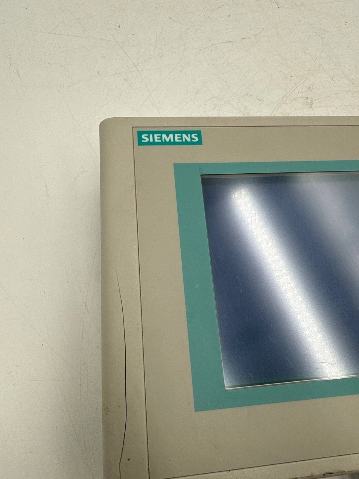 Siemens 6AV6 640-0CA11-0AX1 Touch Panel TP177 Micro Operator Display 5.7" CRACK Used