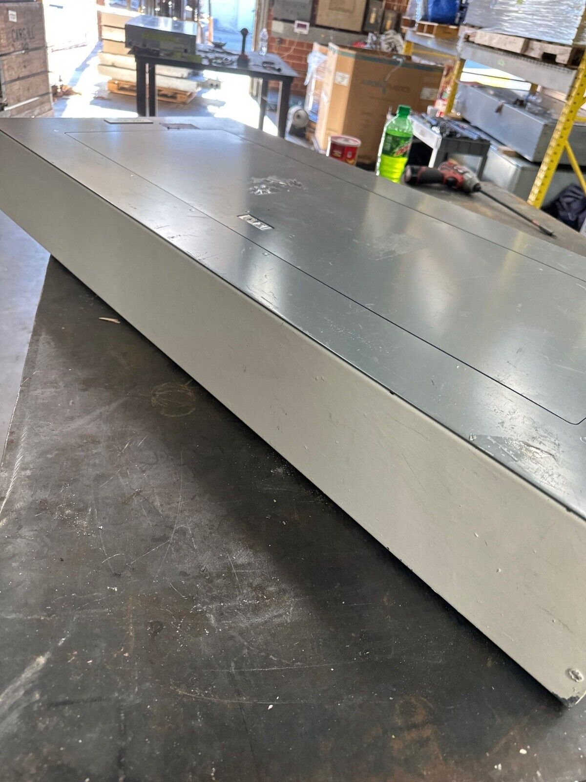 Square D NF Panelboard 250A 600V 3PH 4W MLO 42 Cir Main Lug Panel Indoor NEMA 1 P382 Used