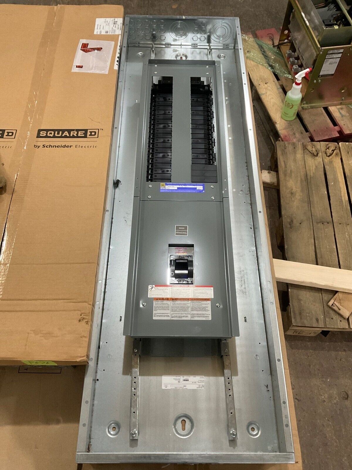 Square D NF Panelboard 400A 480/277V 3PH 4W 42Cir LAP36400MB MCB Indoor Encl P677 New