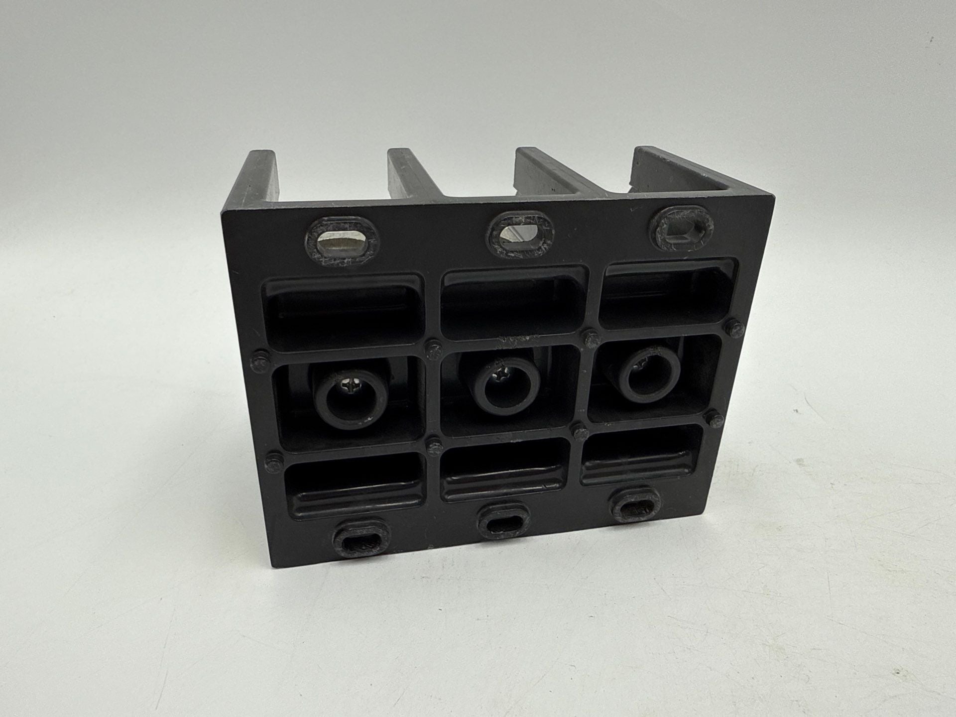 Bussmann 16303-3 Power Distribution Block 310A 3P 600 VAC/VDC New