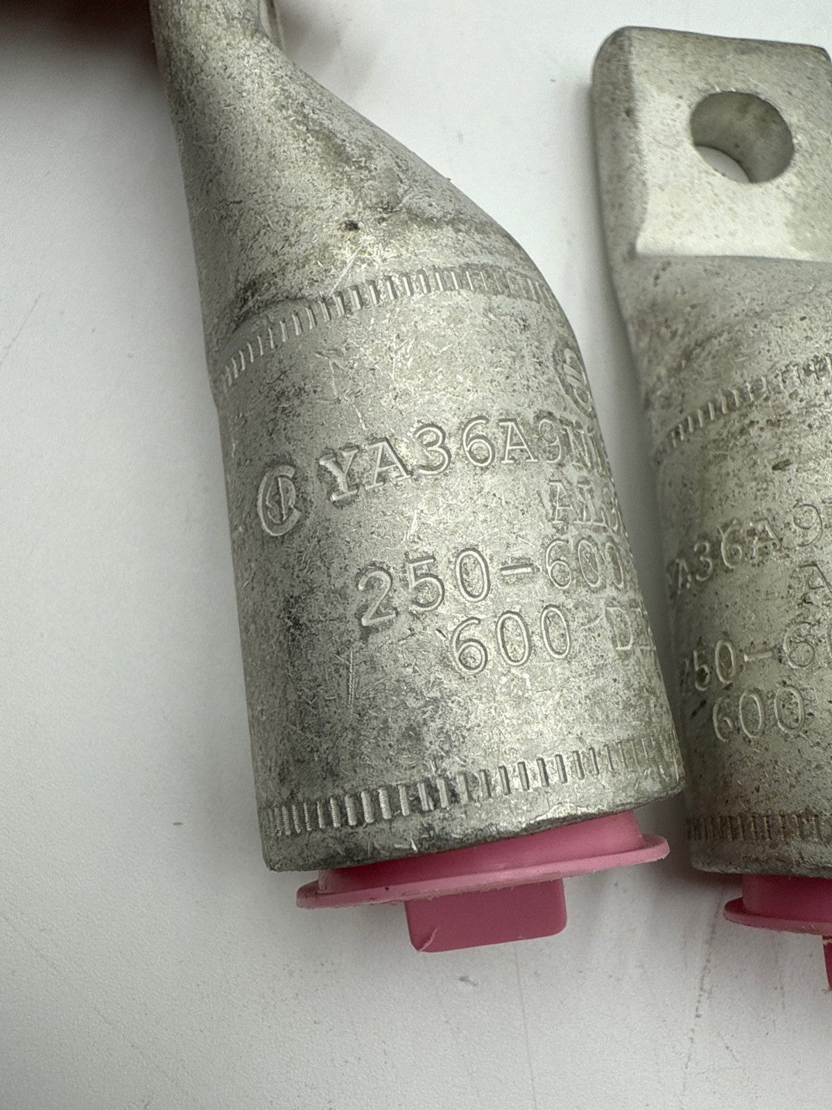 3PC Burndy YA36A9N131TD12E Compression Lug 1 Hole 250-600MCM New