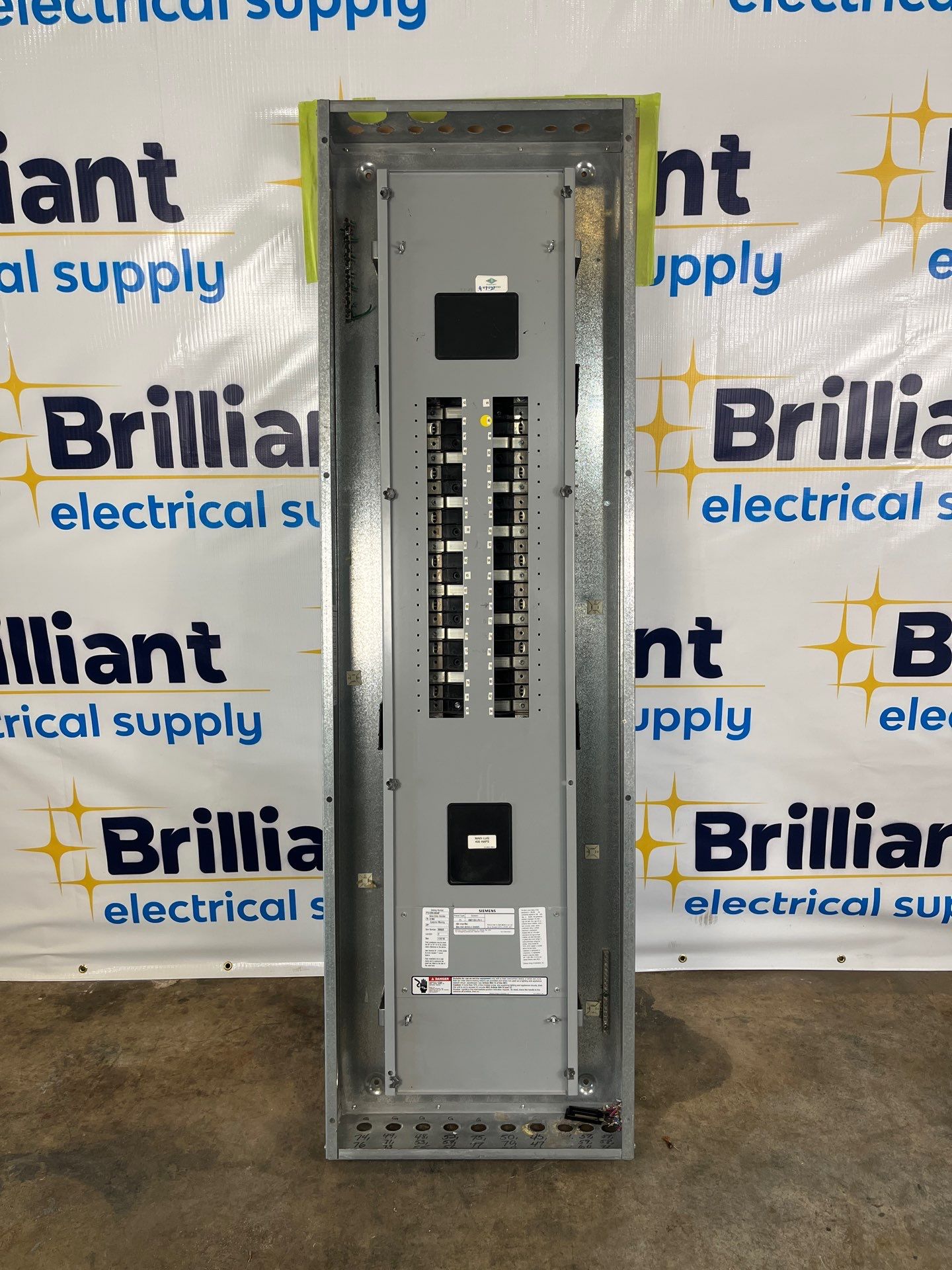 Siemens P1C42ML400ABF P1 Panelboard 400A 208/120V 3PH 4W 42 Cir MLO Indoor Encl B68 Box Used