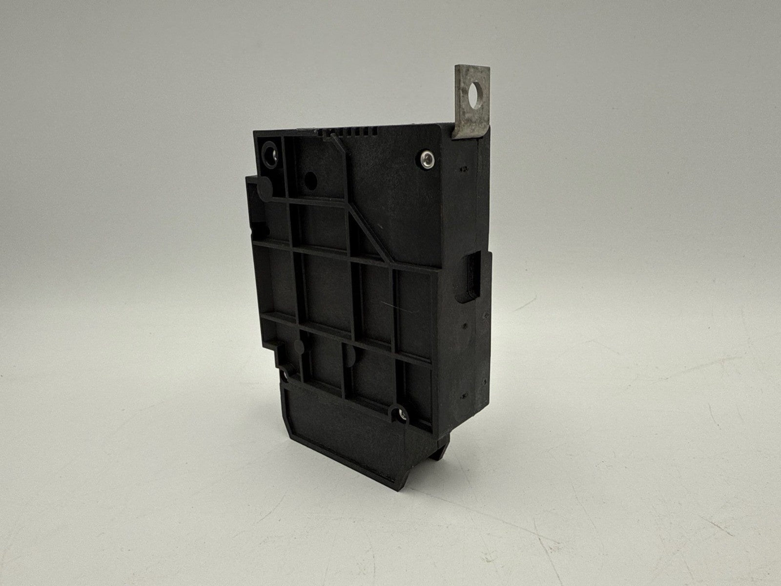 Cutler Hammer GHBS1020D Circuit Breaker 20A 1P 277V 1PH GHBS Bolt On 20 Amp Used