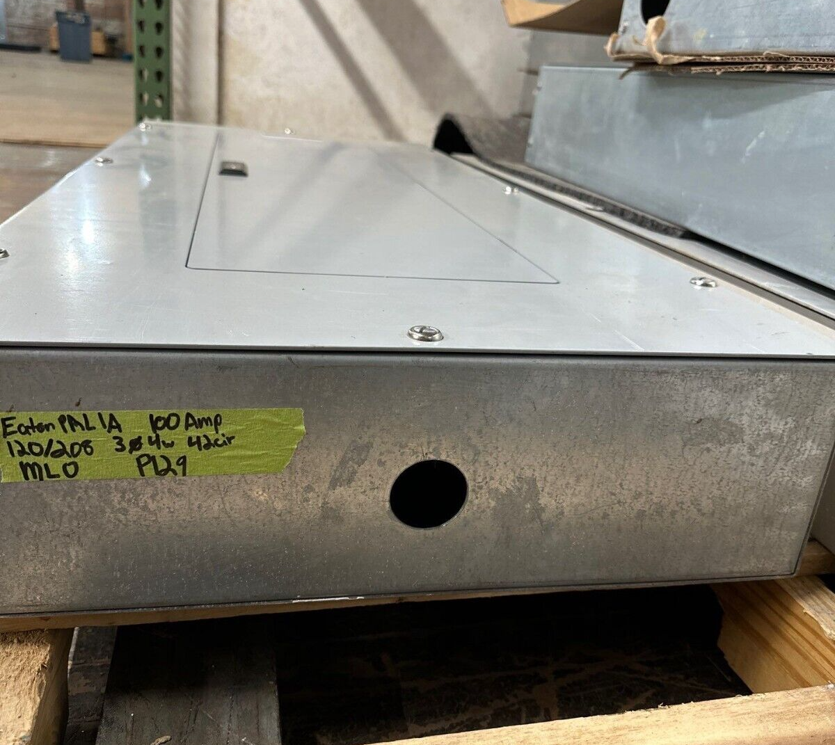 Eaton PRL1A Panelboard 100A 120/208V 3PH 4W 100 Amp MLO 42 Circuit Main Lug P129 Used