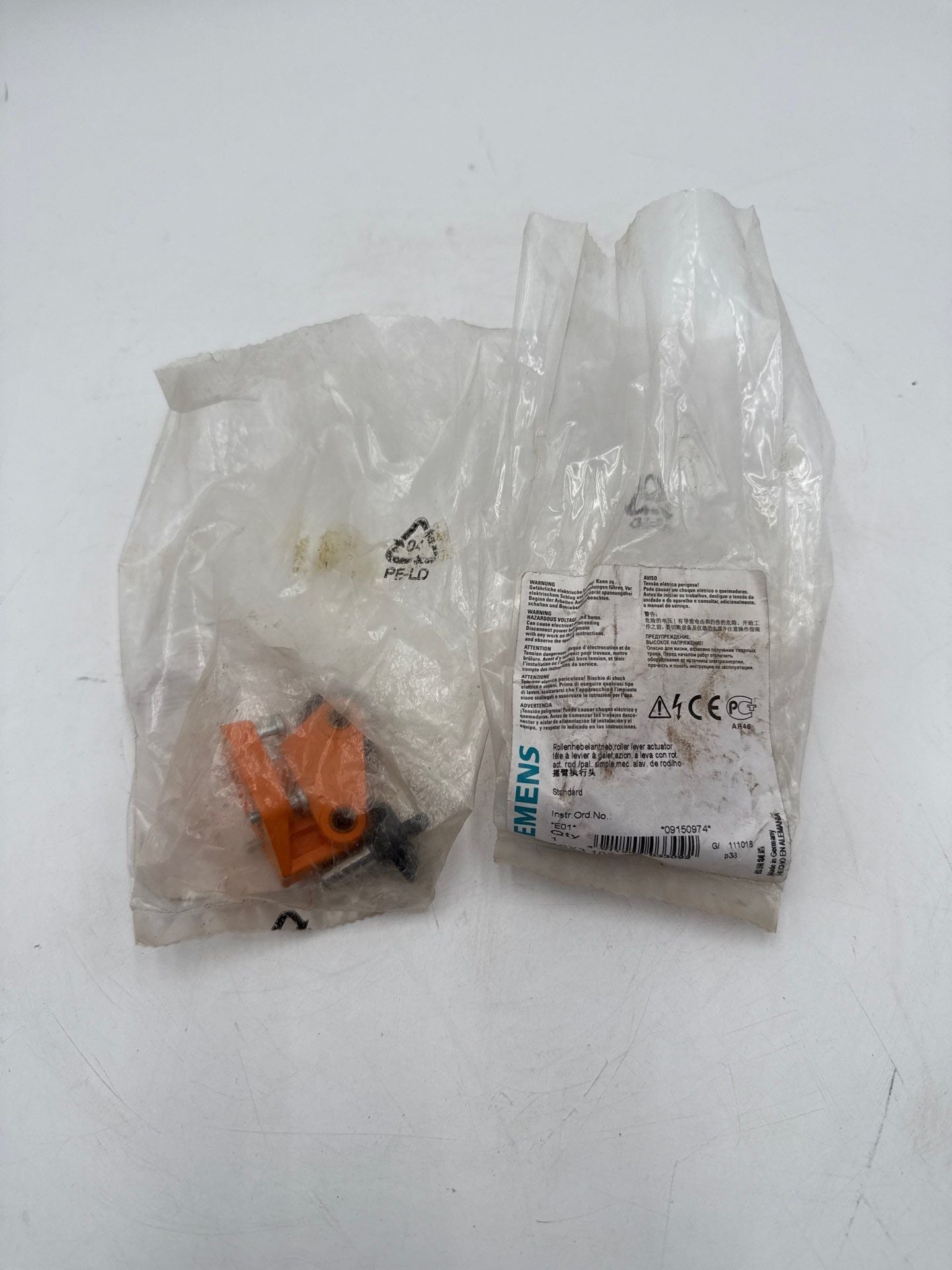 Siemens 3SX3 102 Roller Lever Actuator Pivot Arm Angle Roller Head New