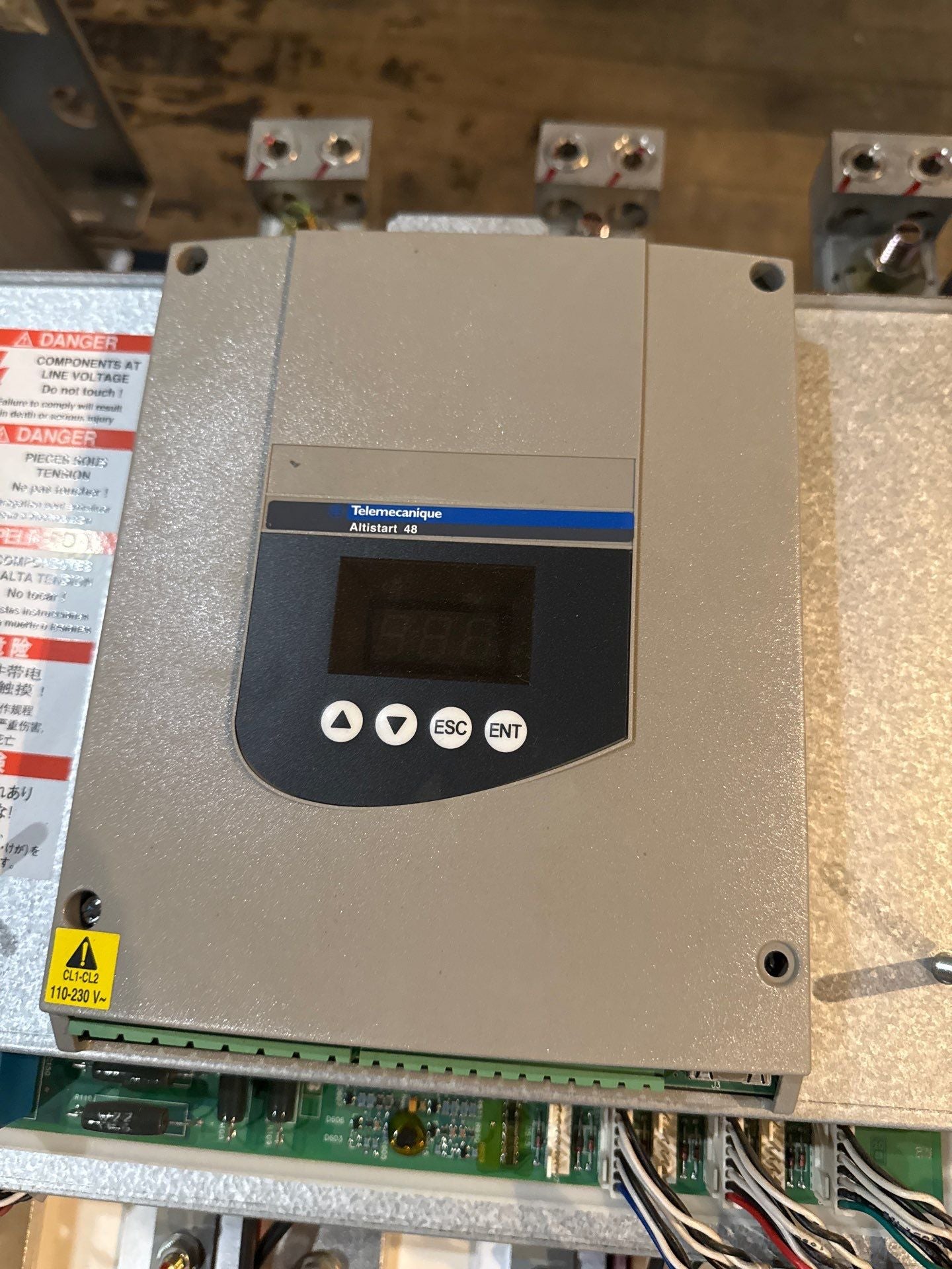 SCHNEIDER ELECTRIC ATS48C59YU UNTESTED FOR PARTS OR REPAIRS Used