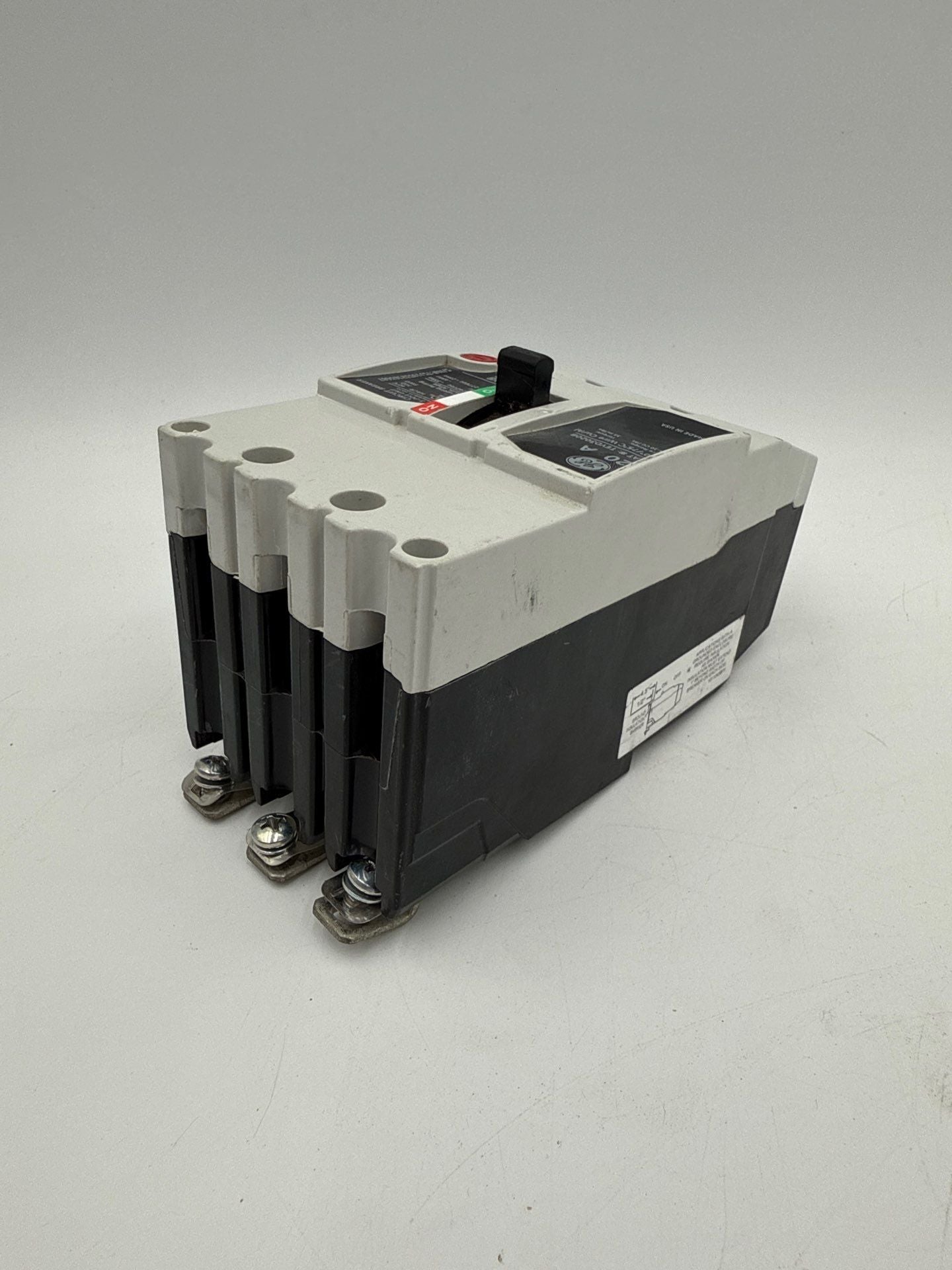 GE TEYD3020B Circuit Breaker 20A 3P 480/277V 3PH TEYD 20 Amp 3 Pole Bolt On Used