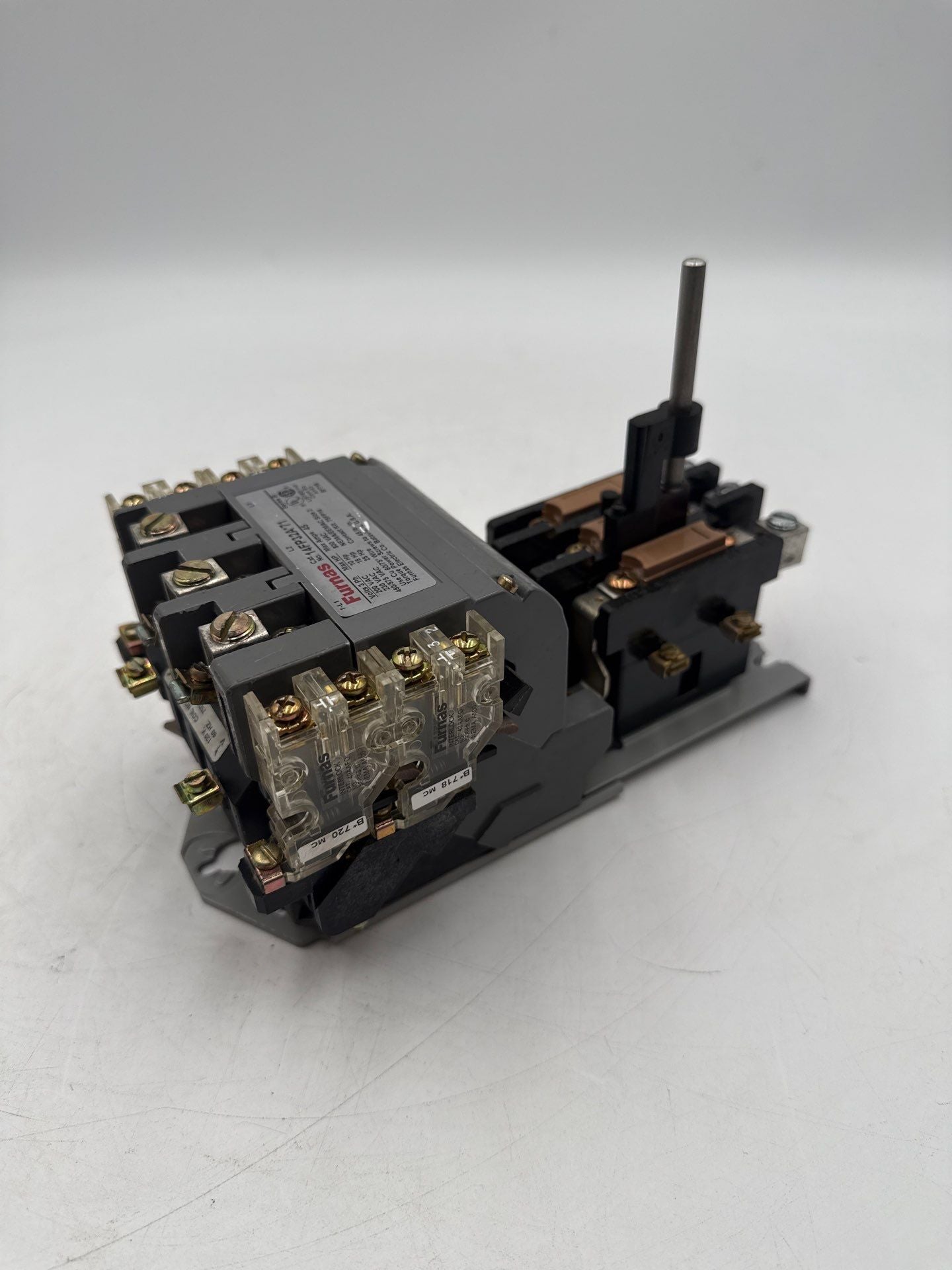 Furnas 14DP32AF71 Magnetic Starter 27A 3P 600V Size 1 Coil 110-120V Heater K63 Used