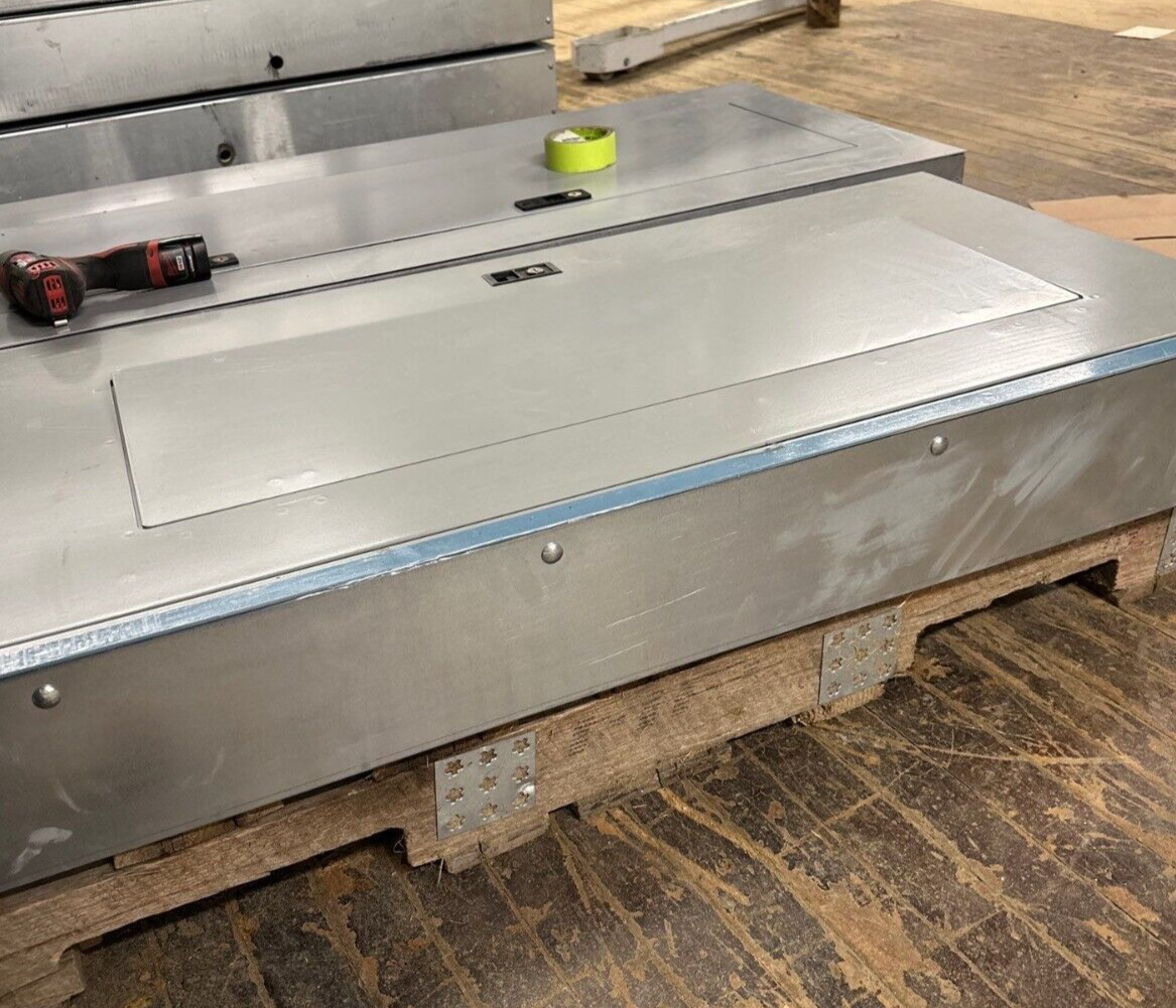 Eaton PRL1A Panelboard 225A 208Y/120V 3PH 4W MCB 42 Circuit 225 Amp EDB3225 P093 New