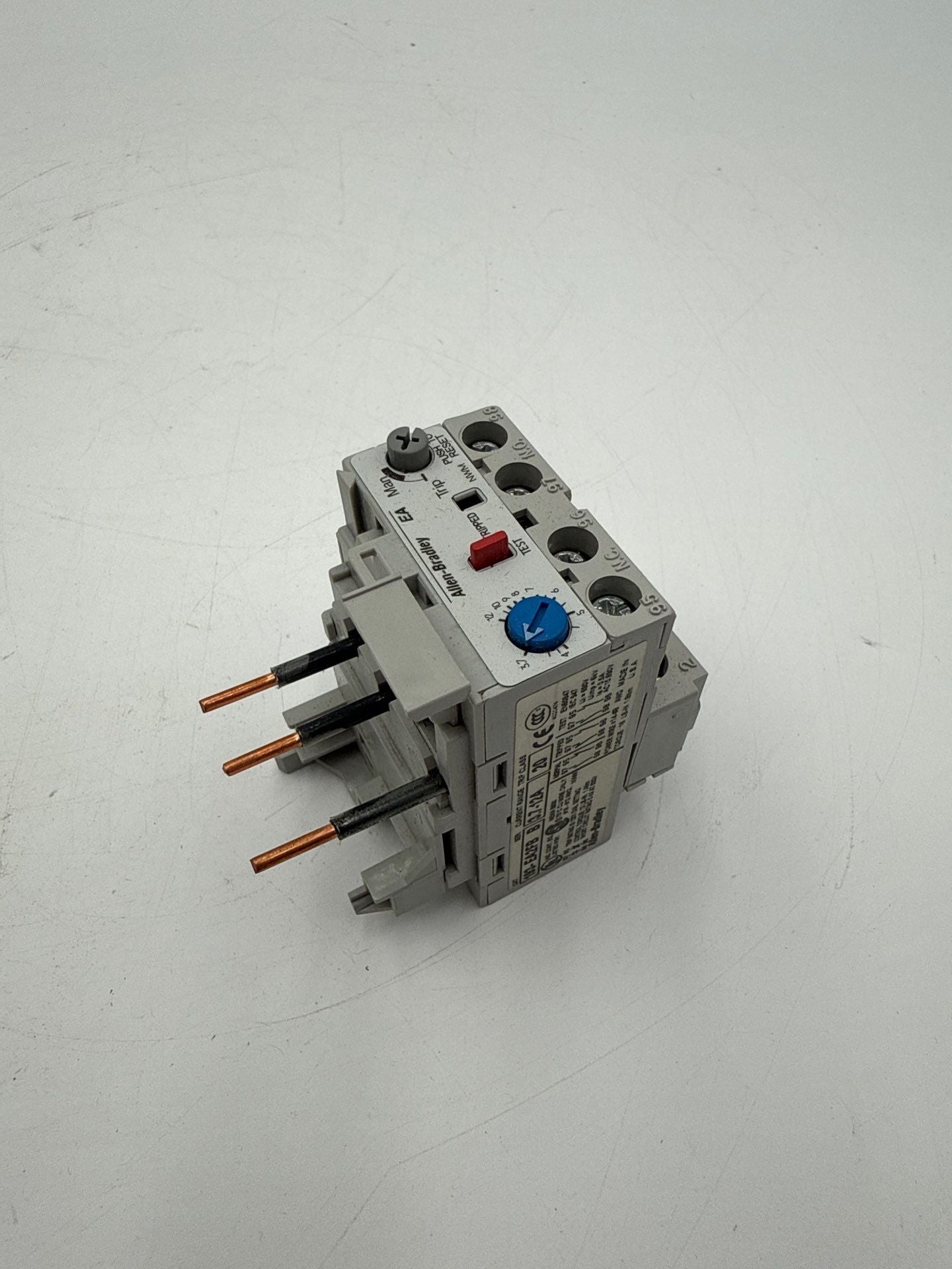 Allen-Bradley 193-EA2FB Overload Relay 3.7-12A Series B Class 20 New