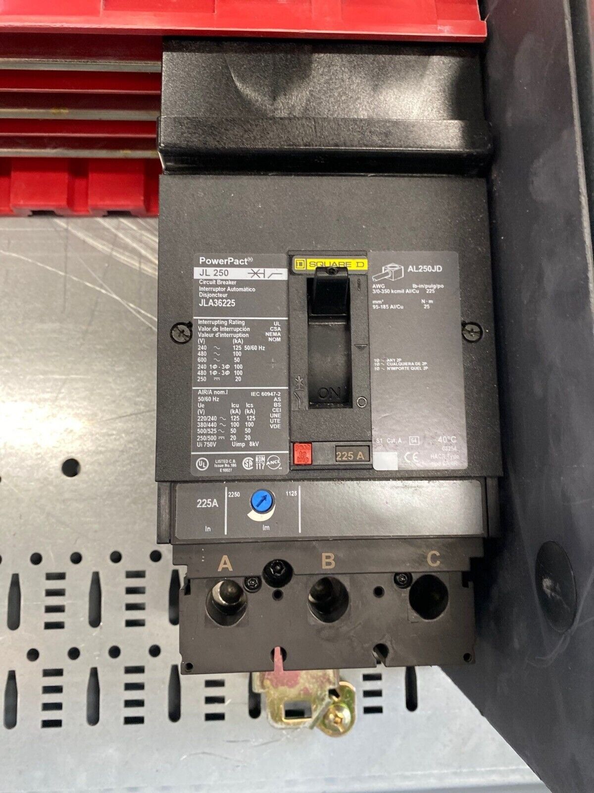 Square D I-Line Panelboard 225A 480V 3PH 3W 3R Outdoor Encl 30 Cir MCB JLA36225 P557 Used
