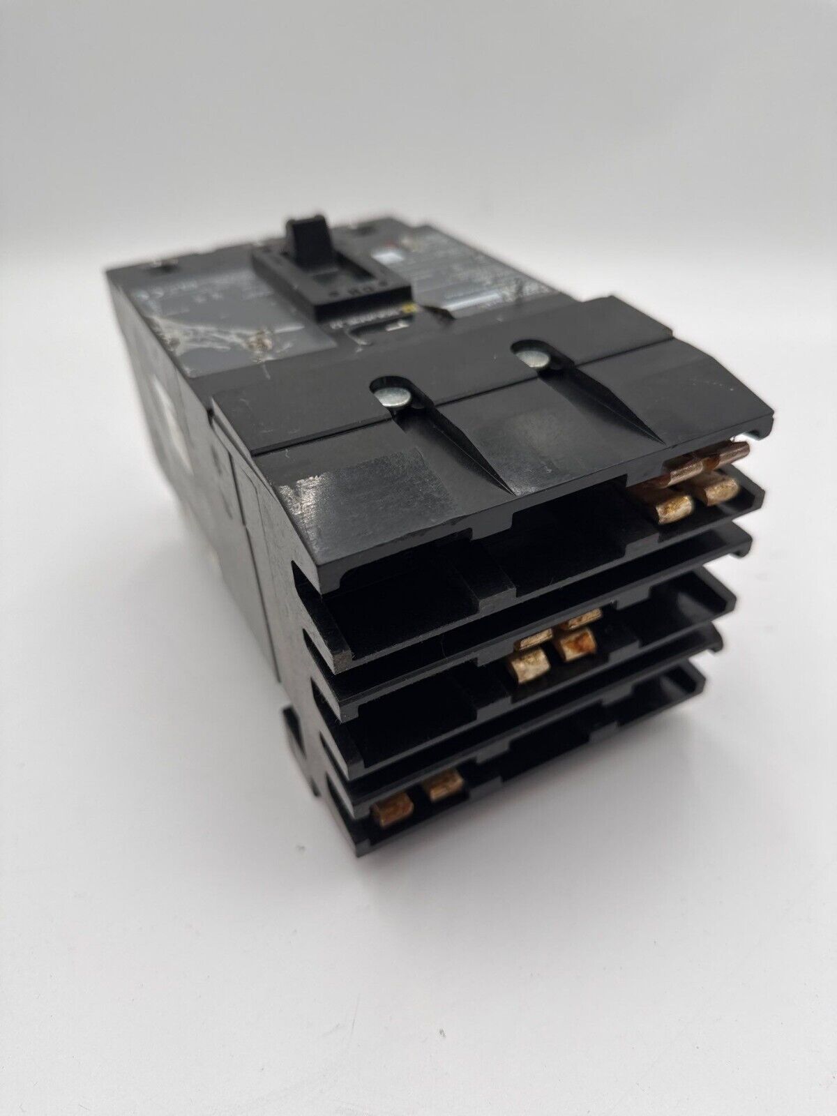 Square D QGA32225 Used