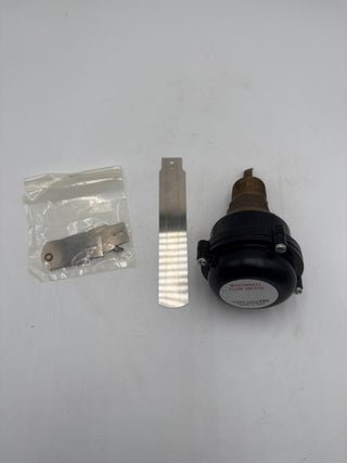 McDonnell Miller FS8W 1 Inch Flow Switch NEMA 4 New