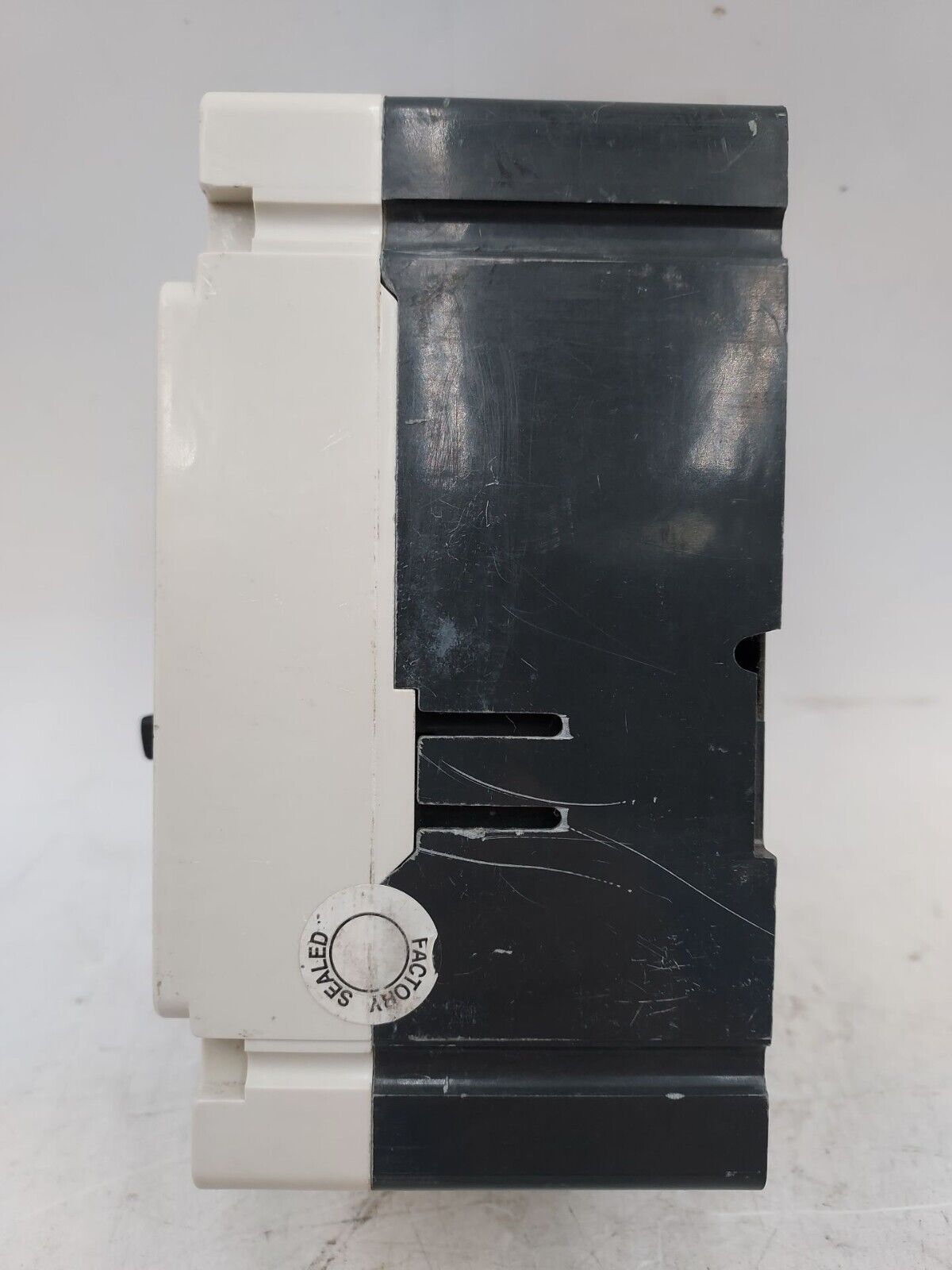 Eaton HFD3040BP10 Used