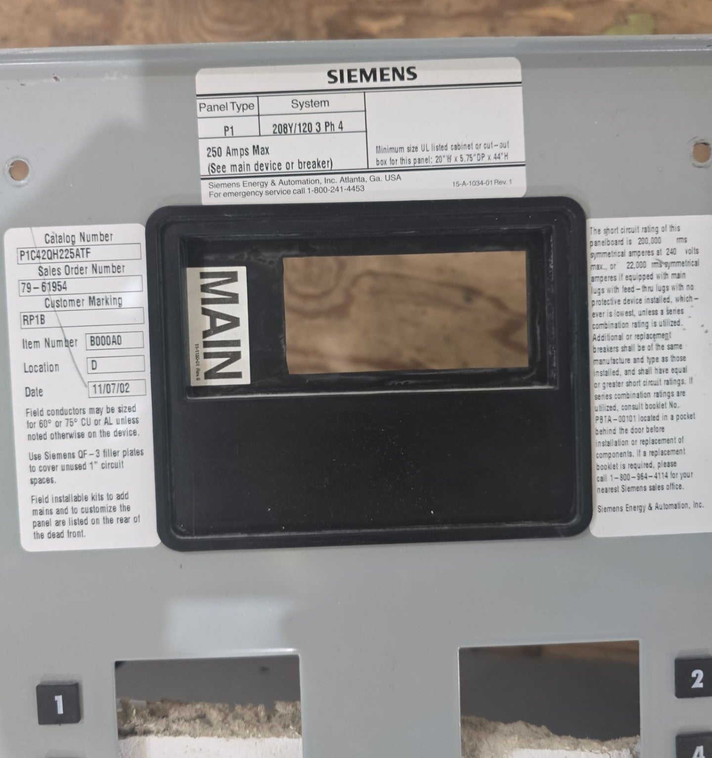 Siemens P1 P1C42QH225ATF Panelboard 225A 208/120V 3PH 4W 225 Amp Panel MCB 42Cir Used