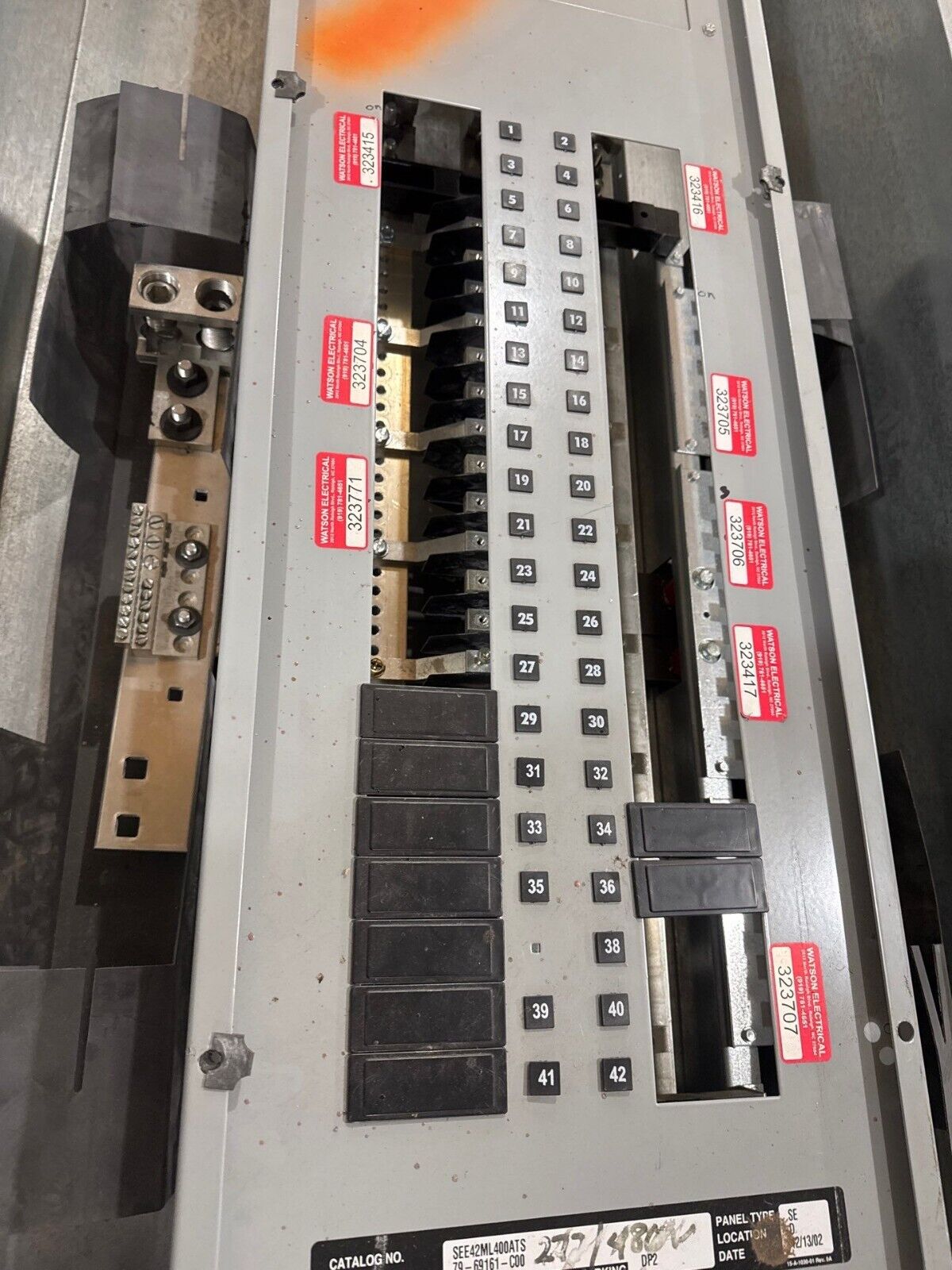 Siemens SEE42ML400ATS Panelboard 400A 480/277V 3PH 4W 42Cir MCB Indoor Encl P662 Used