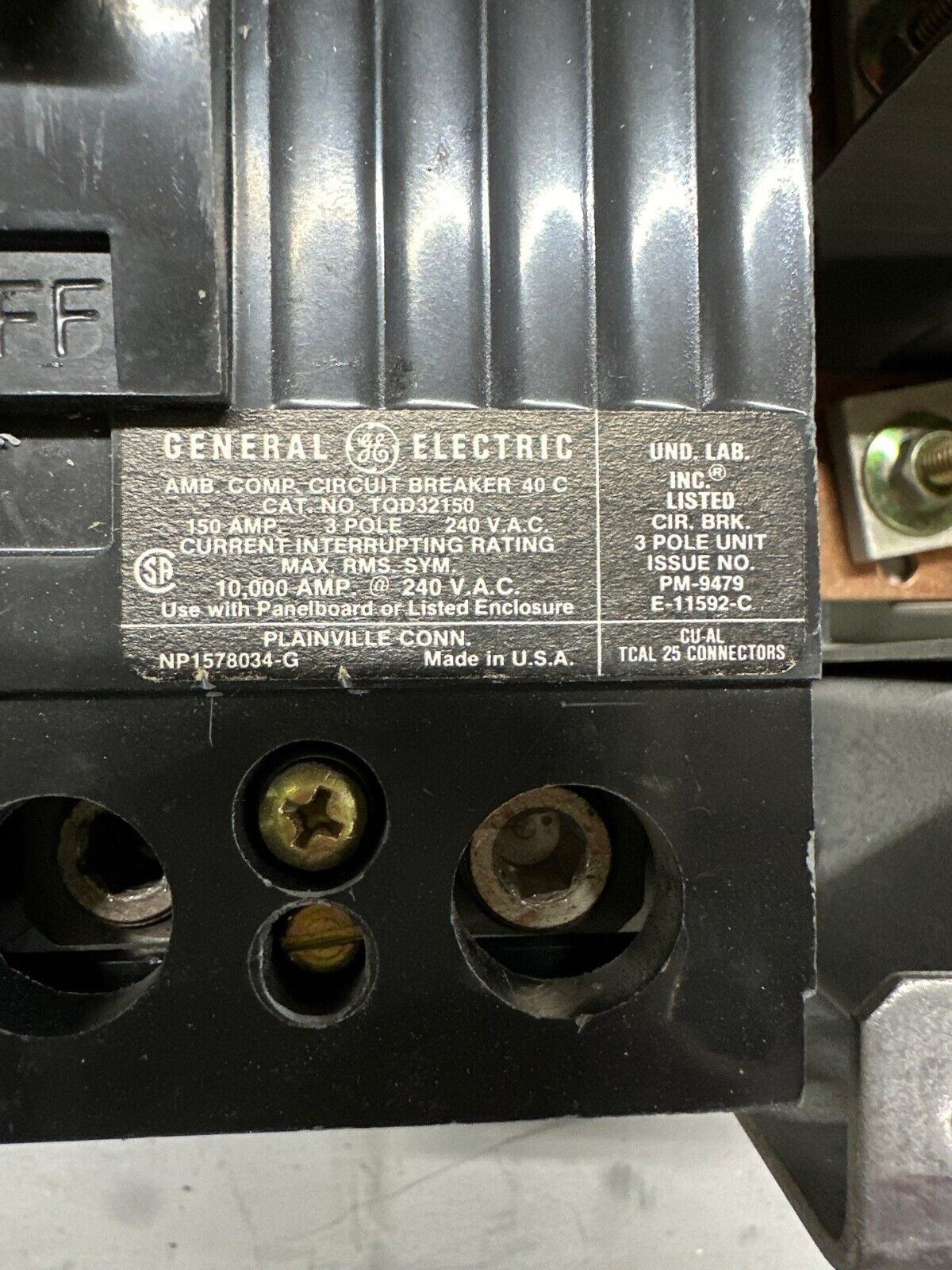 GE AQF3422ABX Panelboard 225A 208Y/120V 3PH 4W Indoor Encl MCB 42 Cir TQD32150 P014 Used