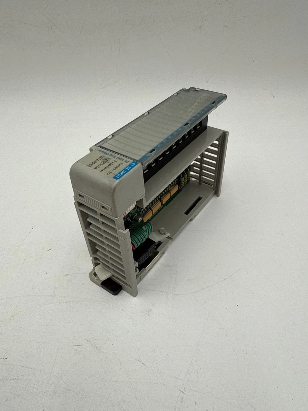 Allen-Bradley 1769-IQ16 Ser. A Rev 2 F/W Rev 3.1 Compact I/O 16 PT Input Module