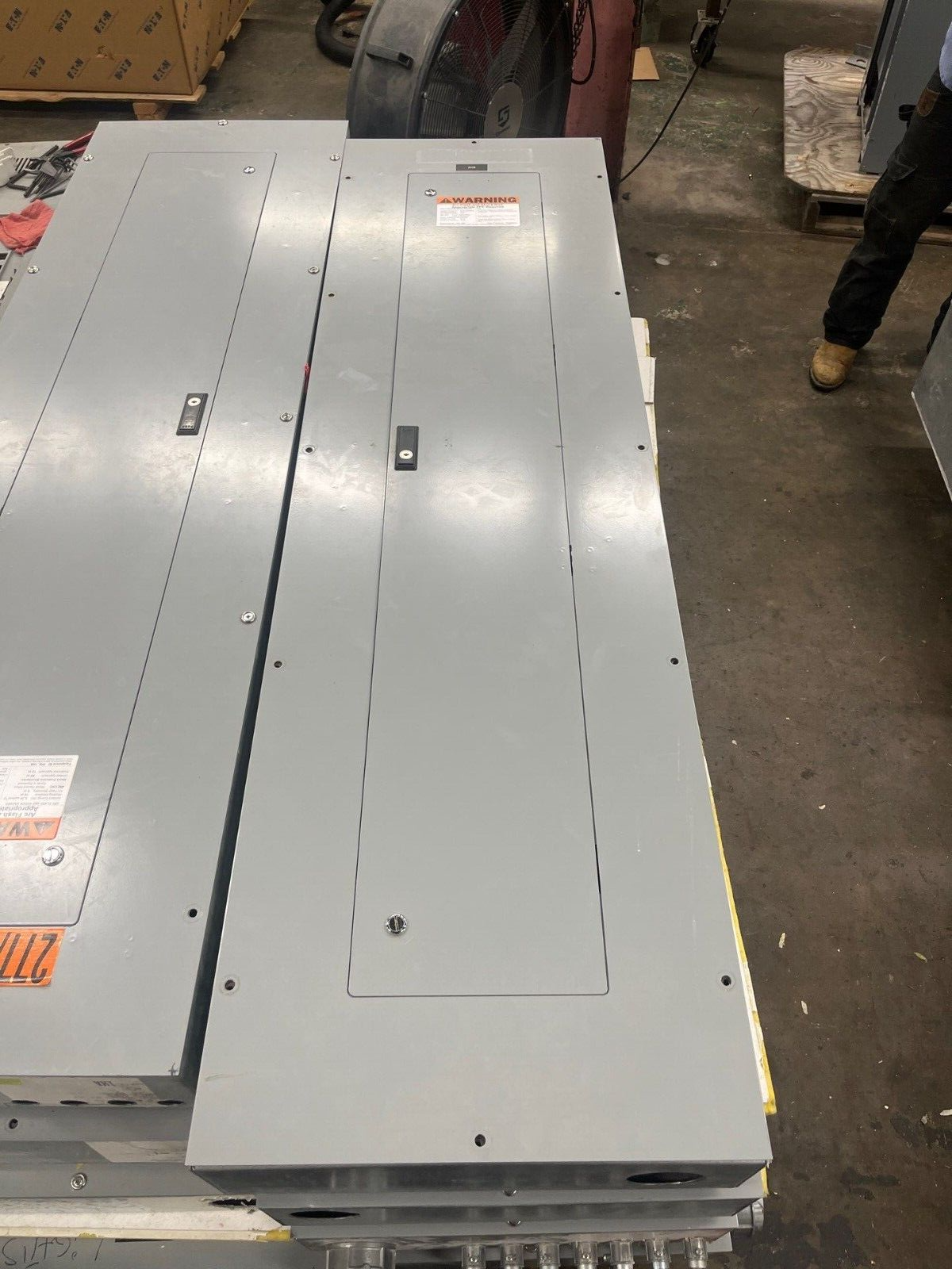 Cutler Hammer PRL2A Panelboard 400A 277/480V 3PH 4W 42Cir Indoor Encl MLO FD3225 P575 Used