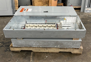 CH PRL2A Panelboard 225A 277/480V 4W 3PH Indoor Encl MLO YS2048 42 Circuit P593 Used