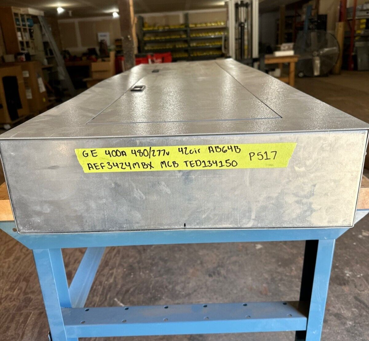 GE AEF3424MBX Panelboard 400A 480/277V 3PH 4W 42 Circuit Indoor Encl AB64B MCB P517 Used