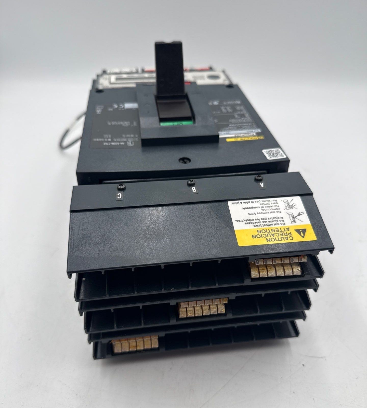 Square D LJA36600U43XEN I-Line Circuit Breaker 600A 3P 600V 3PH LJA 600 Amp Used