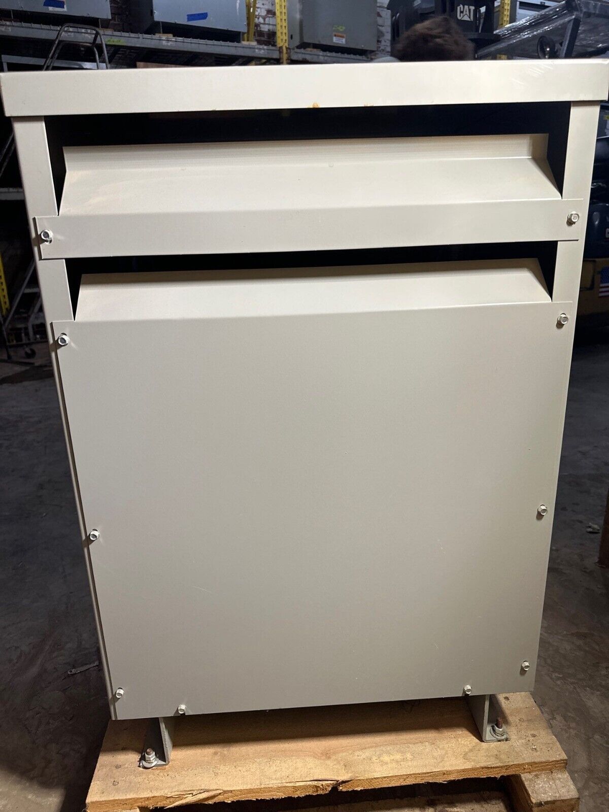 Eaton V48M28F3016CU Used