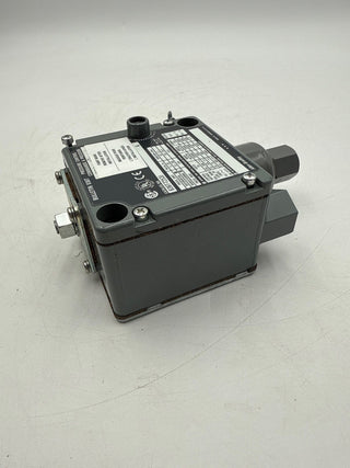 Allen Bradley 836T-T253J Pressure Control Switch 12-150 PSI 350PSI Max New