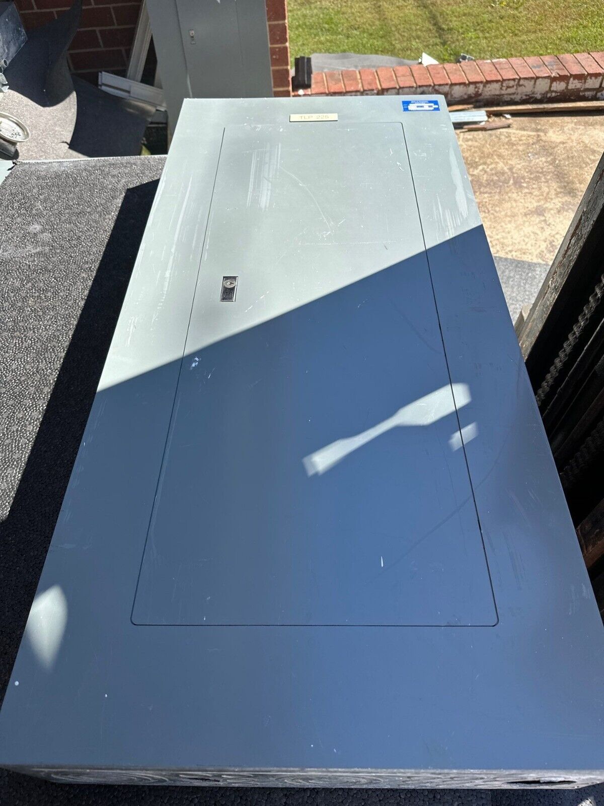 Square D NF Panelboard 250A 600Y/347V 3PH 4W Indoor Encl Main Lug 42 Circuit MLO P328 Used