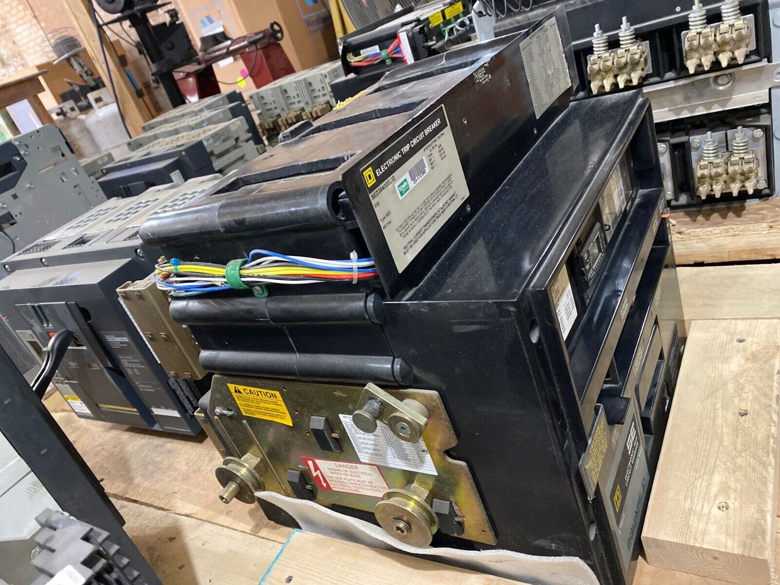 Square D SED364000LIG Used