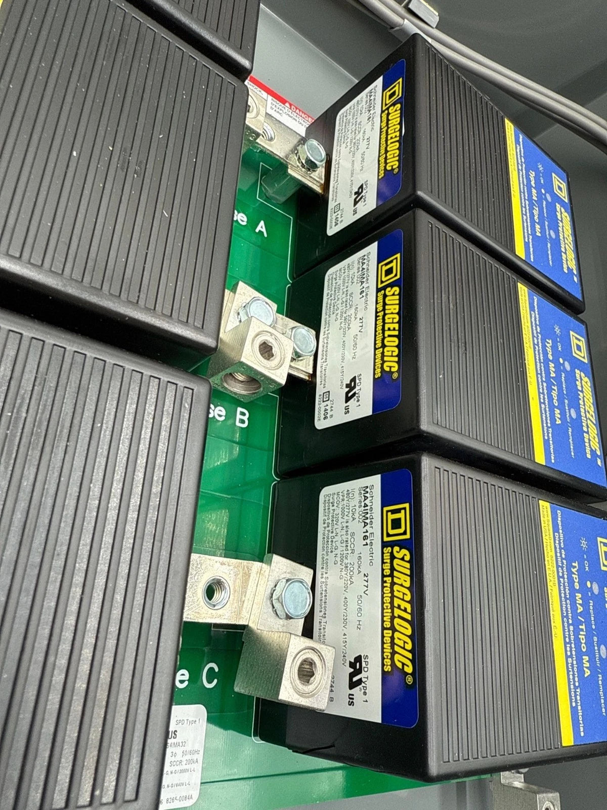 Square D TVS4EMA32A1 Surgelogic 320kA 480Y/277V 3PH 4W Surge Protection Device Used