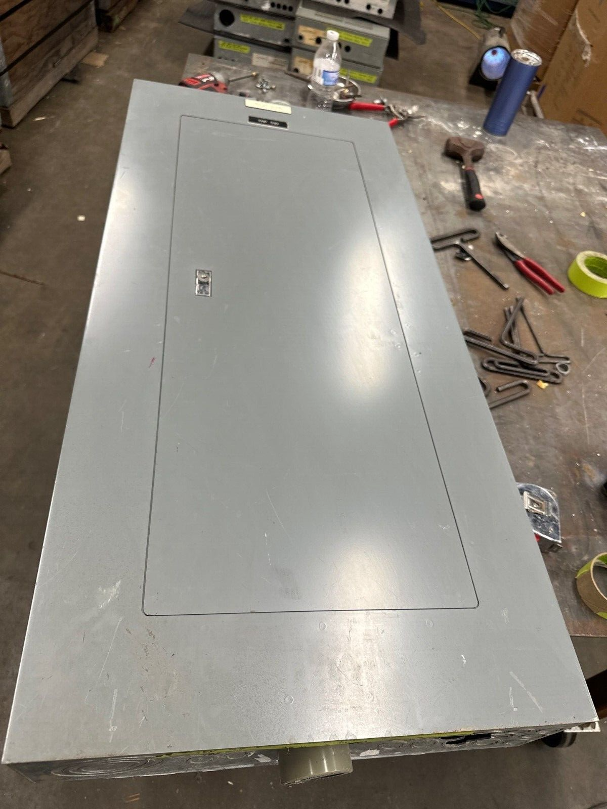 Square D NF Panelboard 250A 600V 3PH 4W MLO 42 Cir Main Lug Indoor 250Amp NEMA 1 P370 Used