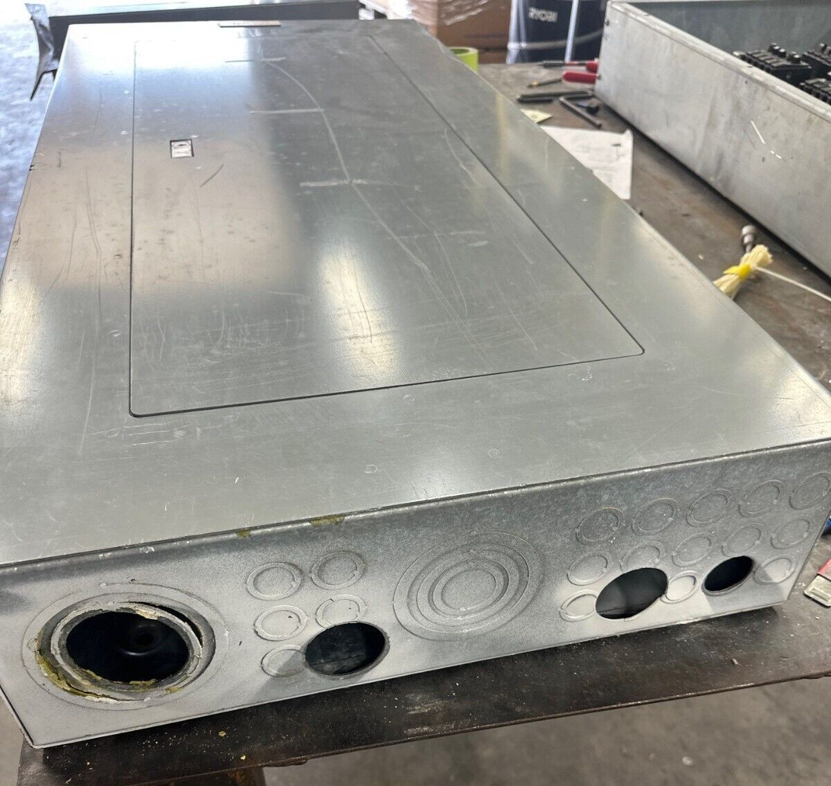 Square D NF Panelboard 250A 600Y/347V 3PH 4W 42 Circuit Box MH44 250 Amp P409 Used