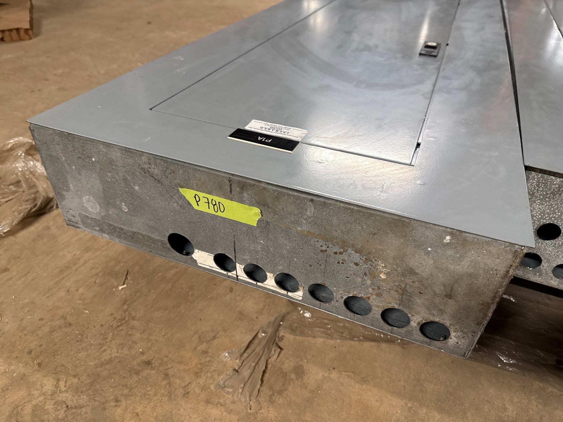 GE AQF3424CBX Panelboard 300A 208/120V 3PH 4W MCB Panel TJD432300 300 Amp Used