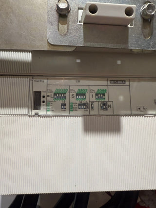 AB 2100 Intellicenter PowerFlex 755 250HP 20G1AND302JA0NNNNN 140G-M6X3 600A New