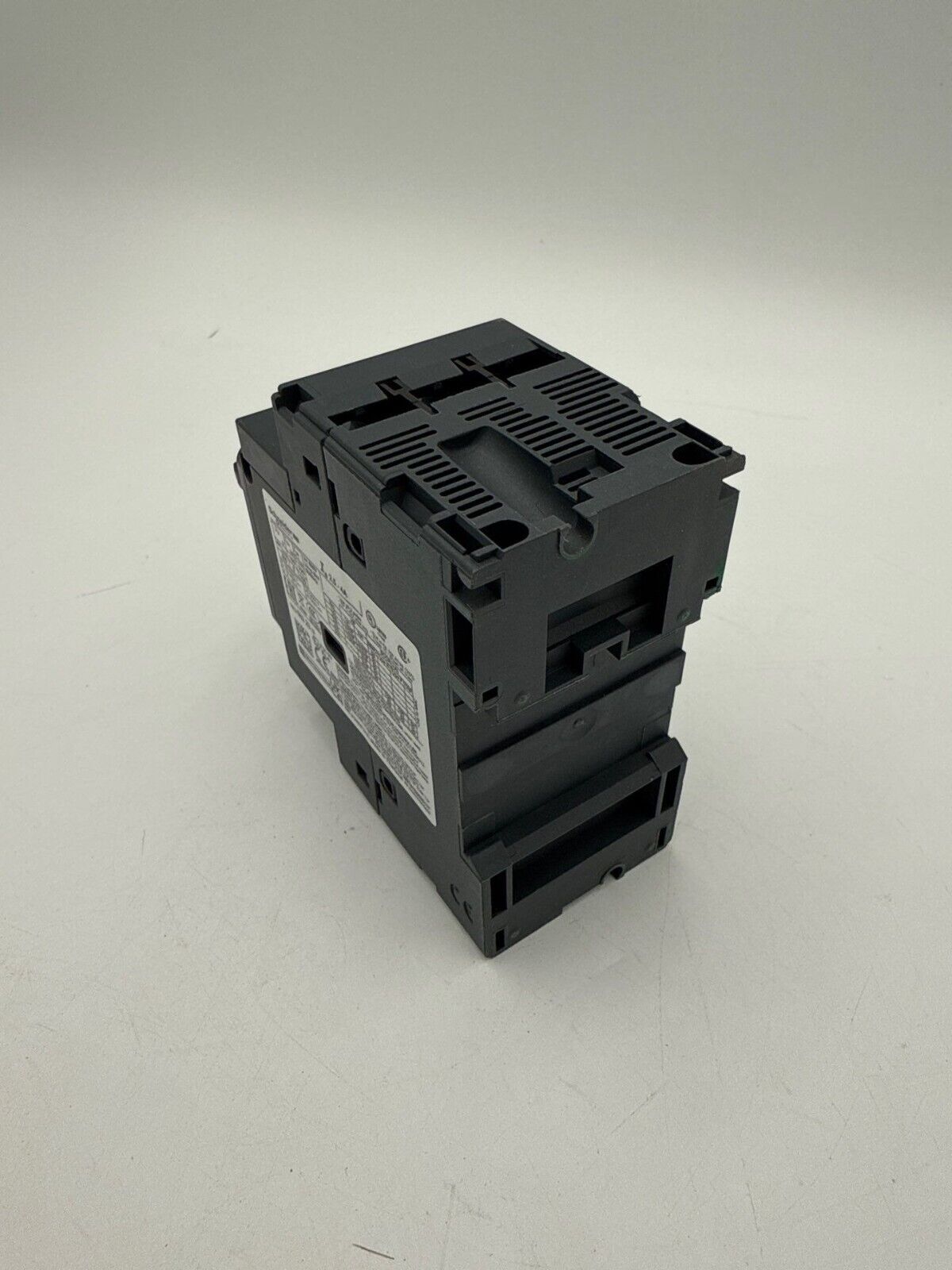 Schneider GV2P08 Used