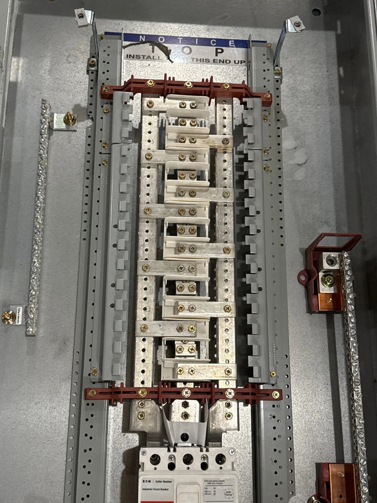 Eaton PRL1A Panelboard 225A 208/120V 3PH 4W MCB Panel 225 Amp 30 Cir EDB3225 New
