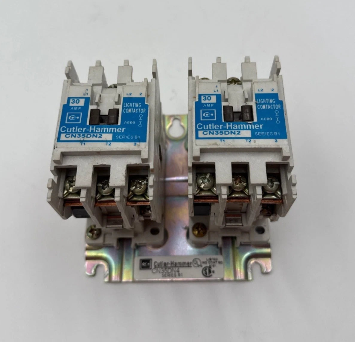 Cutler Hammer CN35DN4 Lighting Contactor 30A 4P 600V Coil 277V CN35DN2 Used