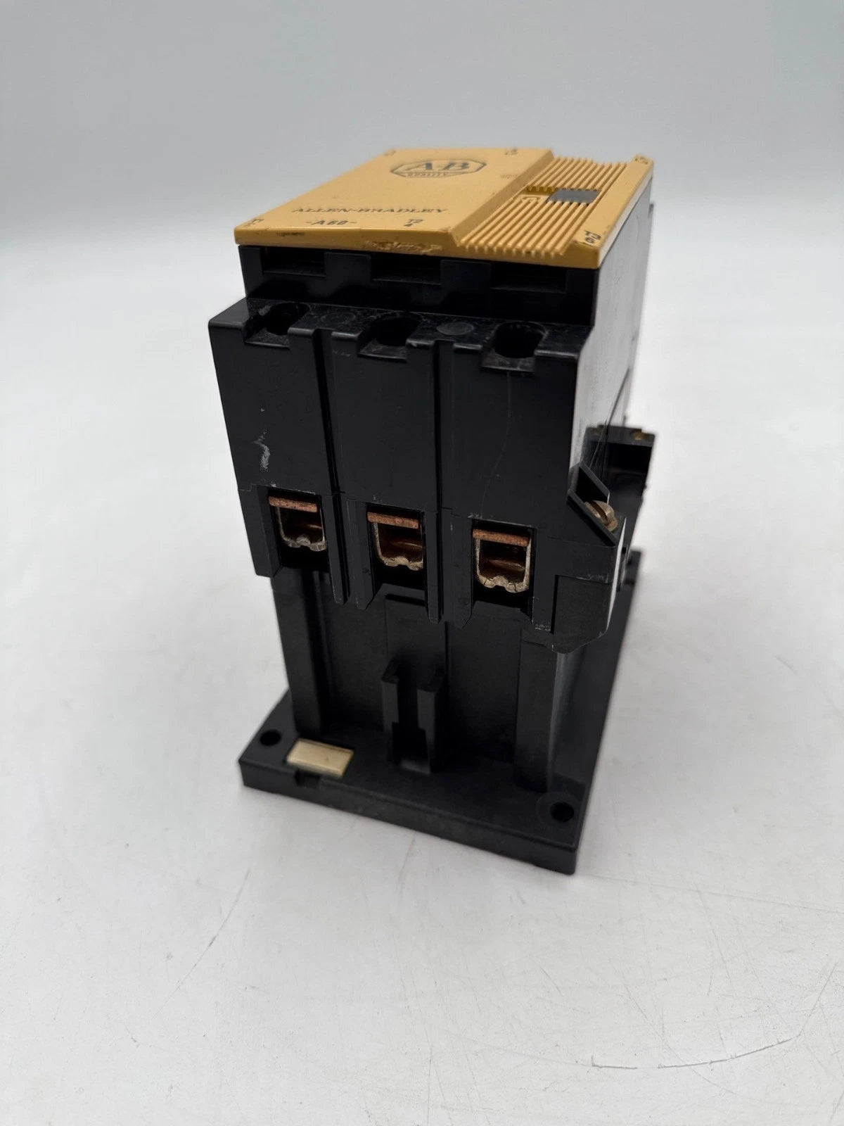 Allen Bradley 100-A60ND3 Contactor 60A 3P 600V 3PH A60 Coil 110/120V Used