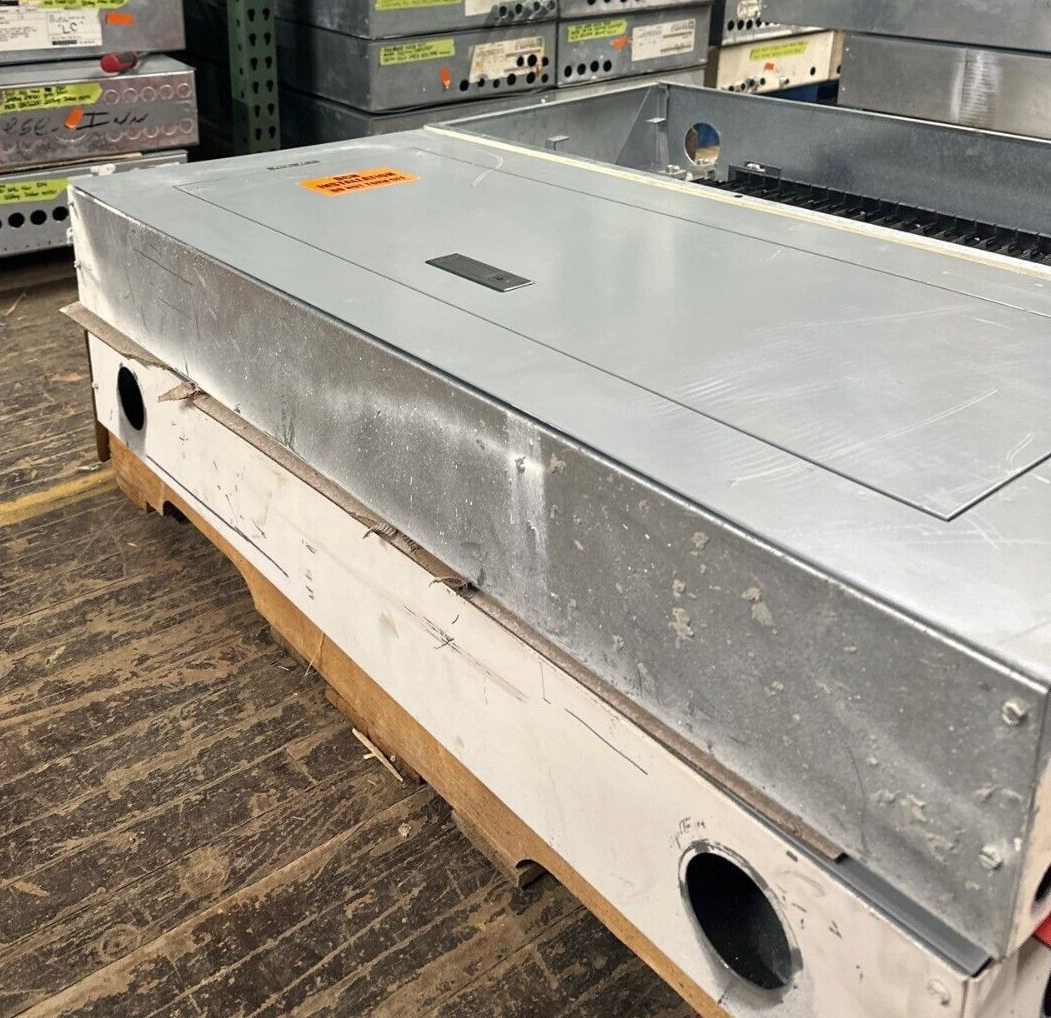 Siemens S1C42ML250ABS S1 Panelboard 250A 208/120V 3PH 4W Indoor Encl 42 Cir MLO P068 Used