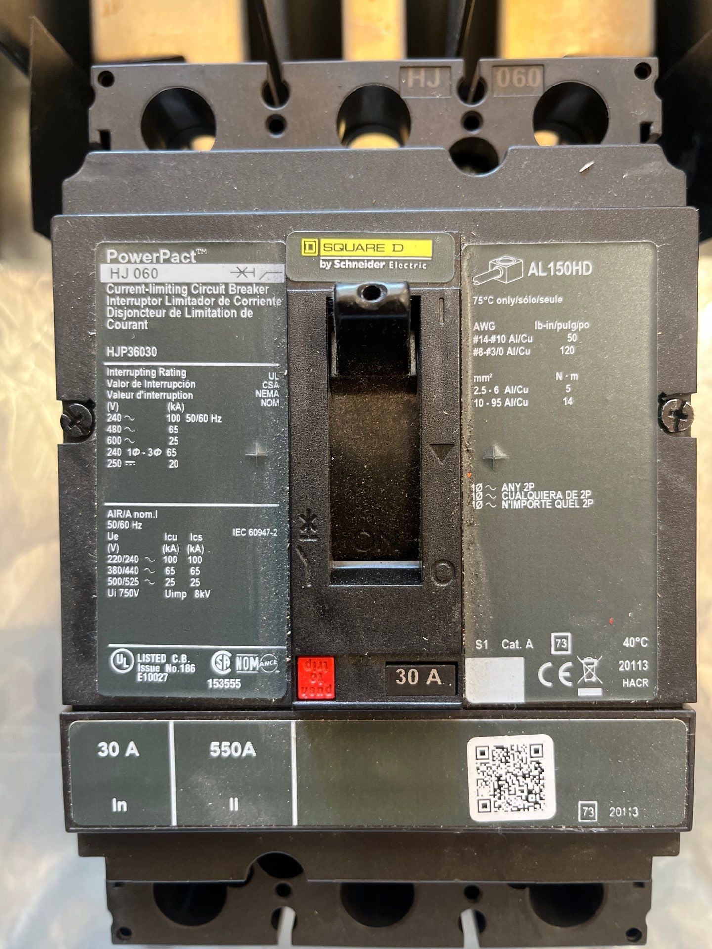 Square D NF Panelboard 30A 480Y/277V 3PH 4W 42 Space Main HJP36030 MCB Indoor New