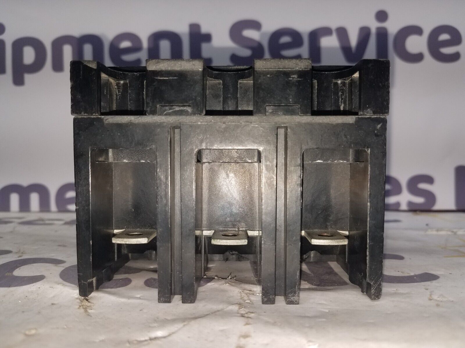 Thomas & Betts FS340070A Used