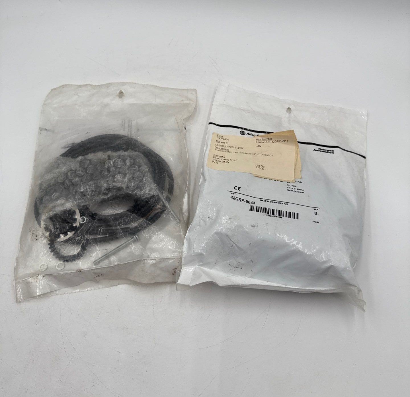 Allen Bradley 42GRP-9043 Ser B Photoswitch Proximity Sensor 70-264VAC/VDC 4VA New