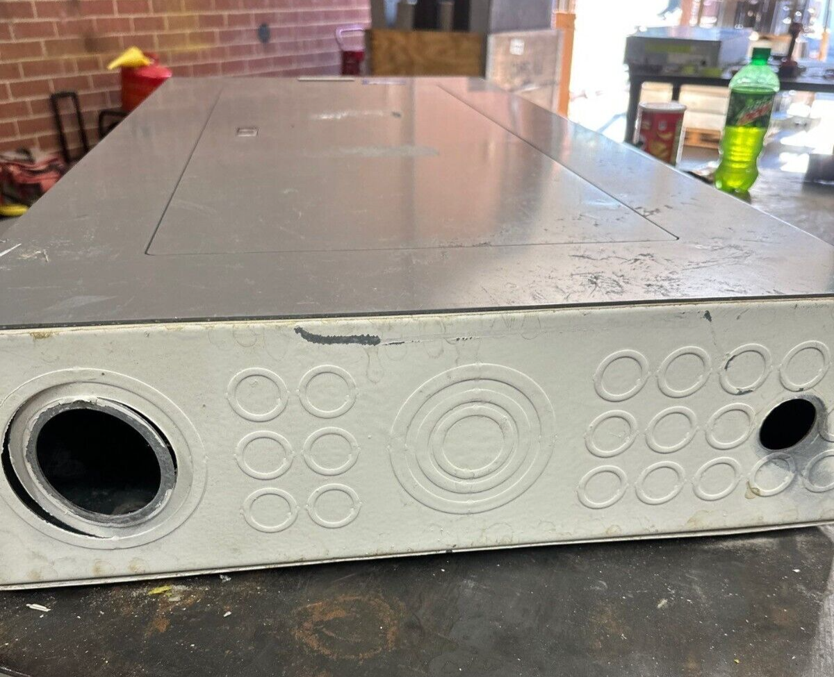 Square D NF Panelboard 250A 600V 3PH 4W MLO 42 Cir Main Lug Panel Indoor NEMA 1 P382 Used