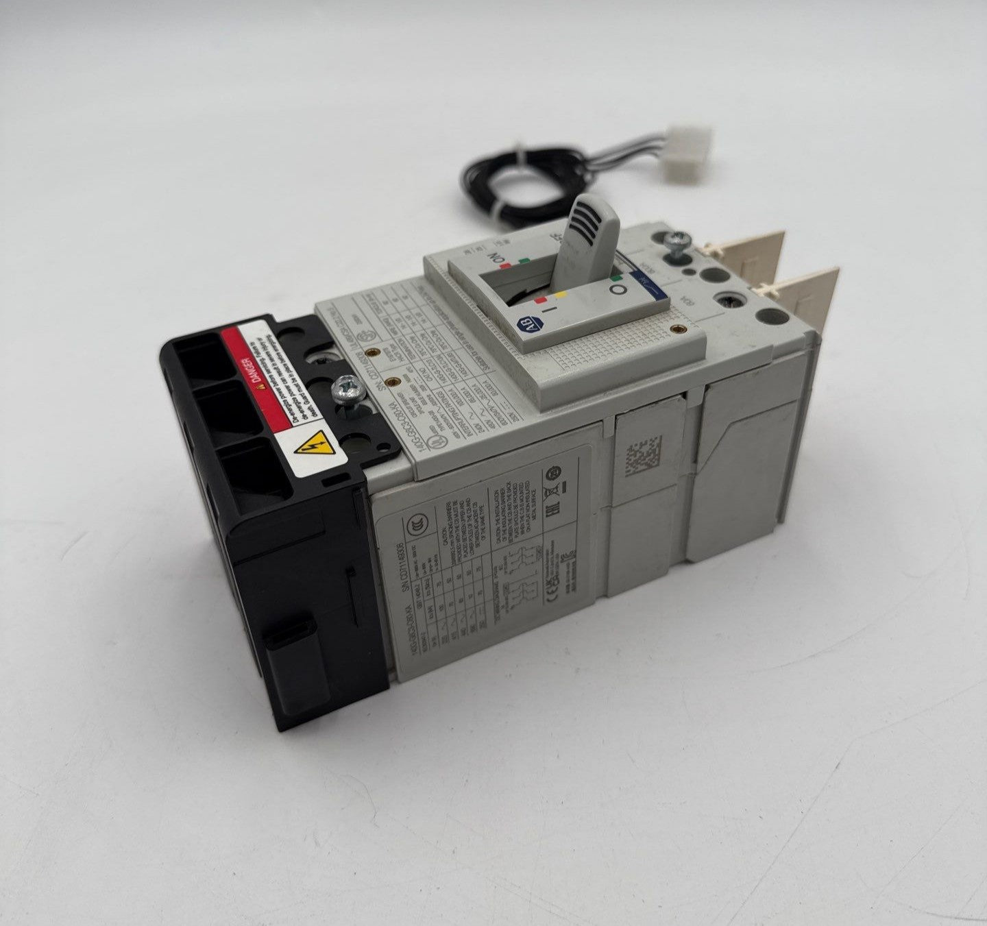 Allen Bradley 140G-G6C3-C60-KA Circuit Breaker 60A 3P 600V 140G 60 Amp 3 Pole Used