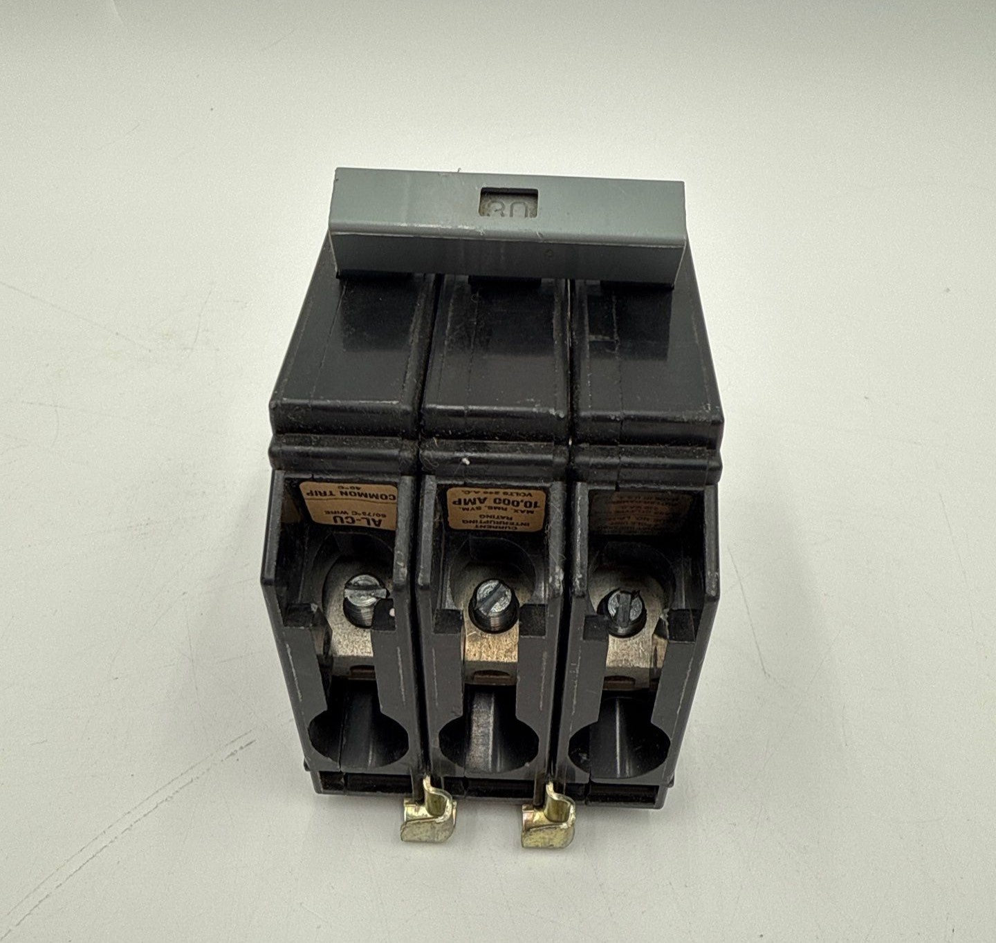 Cutler Hammer CHB330 Circuit Breaker 30A 3P 240V CHB 30 Amp 3 Pole Bolt On Used